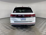 New 2025 Volkswagen Atlas Peak Edition SE image 5