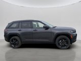 New 2025 Jeep Grand Cherokee Altitude image 2