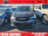 Used 2024 Chrysler Pacifica Touring-L image 3