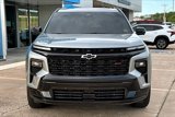 Used 2025 Chevrolet Traverse RS image 3