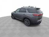 Used 2024 Nissan Pathfinder SV image 6