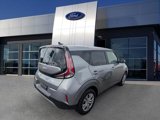 Used 2025 Kia Soul LX image 2