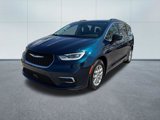 Certified 2022 Chrysler Pacifica Touring-L image 2