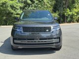 Used 2025 Land Rover Range Rover Long Wheelbase SE image 2
