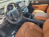 New 2025 Chrysler Pacifica Pinnacle image 6