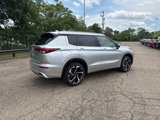 New 2025 Mitsubishi Outlander SEL image 6