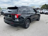Used 2025 Ford Explorer ST-Line w/ Premium Package image 4