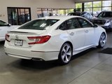 Used 2018 Honda Accord Touring image 4