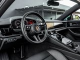 Used 2025 Porsche Panamera image 4