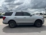 Used 2022 Ford Expedition Limited image 2