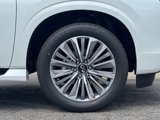 New 2025 INFINITI QX80 Luxe image 3
