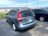 Used 2010 Hyundai Elantra SE image 4