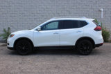 Used 2020 Nissan Rogue SV image 2