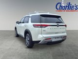 Certified 2024 Nissan Pathfinder SL image 5