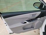 Used 2017 Toyota Camry SE image 4