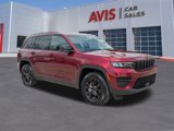Used 2024 Jeep Grand Cherokee Altitude image 3