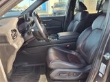 Certified 2025 Honda Pilot Black Edition image 5