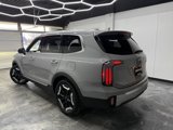 Used 2024 Kia Telluride EX image 3