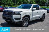 Used 2025 Nissan Frontier SV image 3