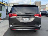 Used 2017 Chrysler Pacifica Limited w/ UConnect Theater Package image 6