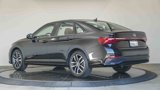 Used 2025 Volkswagen Jetta SE image 2