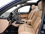 Certified 2024 Porsche Macan image 6