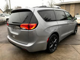 Used 2018 Chrysler Pacifica Touring Plus w/ S Appearance Package image 3