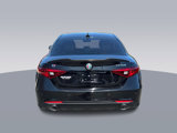 Used 2018 Alfa Romeo Giulia AWD image 3