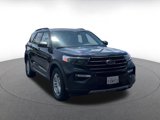 Used 2024 Ford Explorer XLT w/ Equipment Group 202A image 3