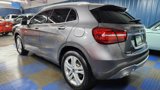 Used 2020 Mercedes-Benz GLA 250 4MATIC w/ Premium Package image 5