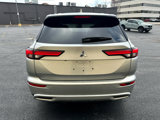 Used 2024 Mitsubishi Outlander AWD image 4