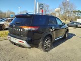 New 2025 Nissan Pathfinder Platinum image 3
