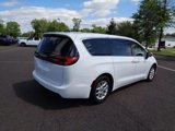 Certified 2023 Chrysler Pacifica Touring-L image 2