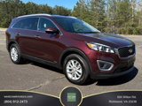 Used 2017 Kia Sorento LX w/ LX Convenience Package image 2