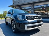 Used 2024 Kia Telluride EX w/ EX Captain's Chair Package image 3