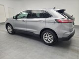 Used 2022 Ford Edge SEL w/ Convenience Package image 3