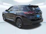 Used 2024 Nissan Rogue S image 4
