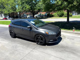 Used 2017 Ford Focus ST image 2