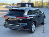Used 2020 Toyota Highlander LE image 5