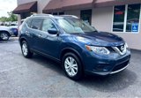Used 2016 Nissan Rogue SV image 3
