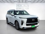 New 2025 INFINITI QX80 Luxe image 3