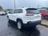 Used 2019 Jeep Cherokee Latitude w/ Popular Appearance Group image 5