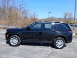 New 2025 Jeep Grand Cherokee Laredo image 3