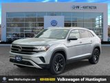 Certified 2022 Volkswagen Atlas Cross Sport SE w/ Black Wheel Package image 2