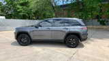 Used 2025 Jeep Grand Cherokee Altitude image 2