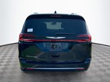 New 2026 Chrysler Pacifica Pinnacle image 5