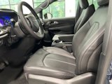 New 2025 Chrysler Pacifica Select image 2