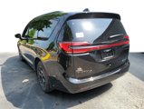 New 2025 Chrysler Pacifica Select image 3