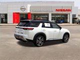 New 2025 Nissan Pathfinder Platinum w/ Black Appearance Package image 3