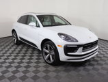 Used 2025 Porsche Macan image 3